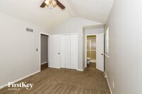 10812 Gregory Ln photo'