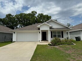 1045 Lovebird Ct in Pensacola, FL - Building Photo