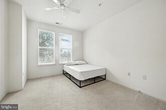 2665 Prosperity Ave in Fairfax, VA - Building Photo - Building Photo