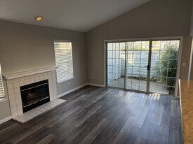 558 Torrey Pine Ln in Santa Rosa, CA - Building Photo