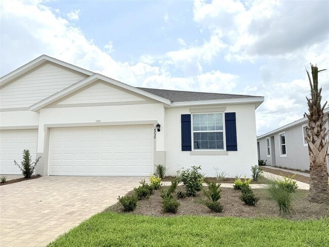 property at 4730 NW 39th St Rd