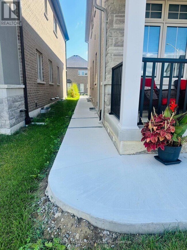 1541 Prentice Rd in Innisfil, ON - Building Photo - Building Photo