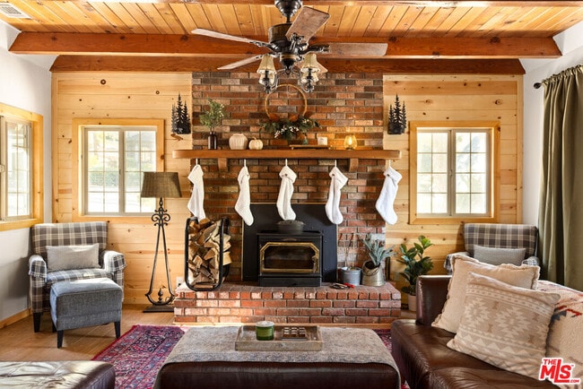 959 Quail Rd in Wrightwood, CA - Building Photo - Building Photo