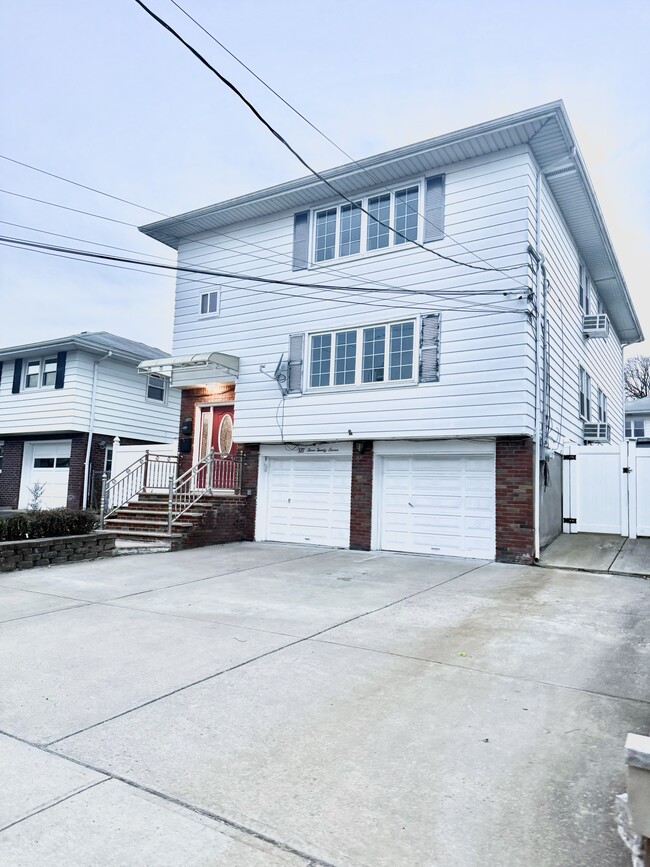 property at 327 Westminster Pl