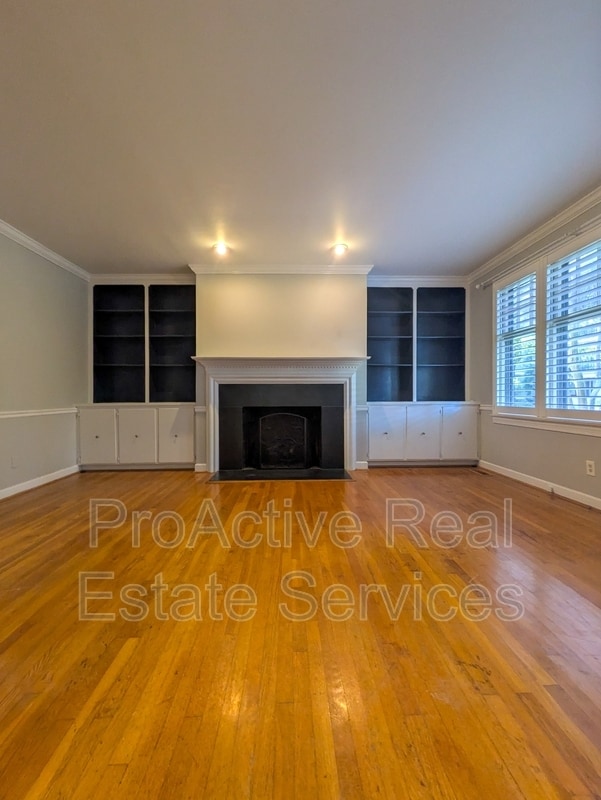 1014 Colonial Ave in Norfolk, VA - Building Photo - Building Photo