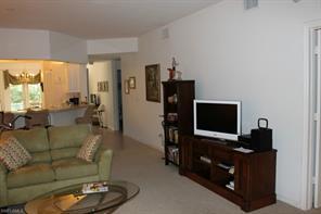818 Tanbark Dr-Unit -102 in Naples, FL - Building Photo - Building Photo