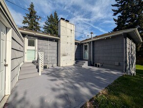 19021 8th Ave S in Des Moines, WA - Building Photo - Building Photo