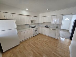 935 E Huron River Dr, Unit 935 in Belleville, MI - Building Photo - Building Photo