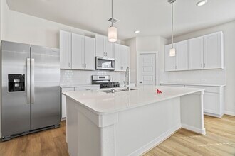 6606 Lenwood Ln in Arcola, TX - Building Photo - Building Photo