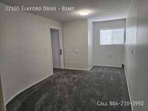 32105 Elkford Dr in Abbotsford, BC - Building Photo - Building Photo