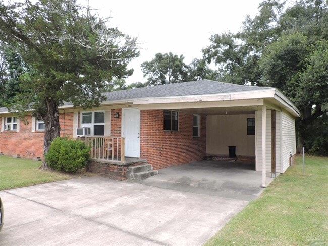 1010 Pennsylvania Dr in Pensacola, FL - Building Photo - Building Photo