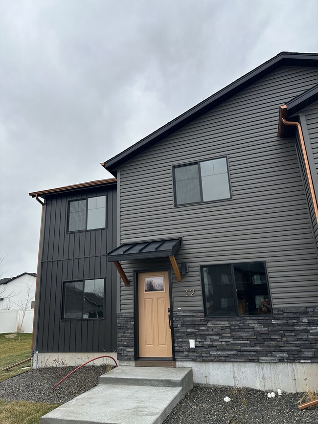 3780 Philbin Rd, Unit 32 in Pocatello, ID - Foto de edificio - Building Photo