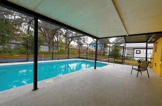 2430 Sable Dr in Kissimmee, FL - Building Photo - Building Photo