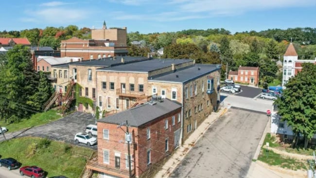 104 High St in Mineral Point, WI - Building Photo - Building Photo