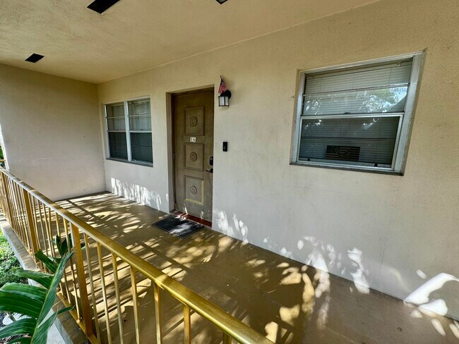30 S J St in Lake Worth Beach, FL - Building Photo - Building Photo