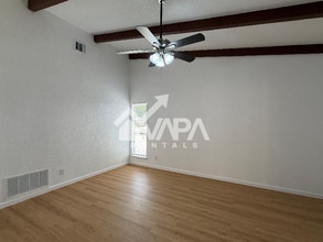 5512 Grand Lake Dr in San Antonio, TX - Building Photo - Building Photo