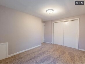 7228 38th Pl in Lyons, IL - Foto de edificio - Building Photo