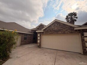 5 Bunting Ln in Mission, TX - Building Photo - Building Photo