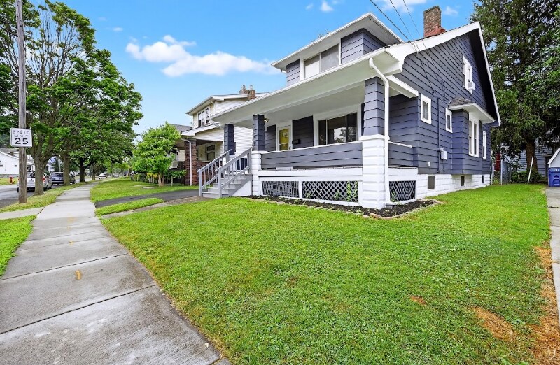 4200 Cullen Dr in Cleveland, OH - Building Photo