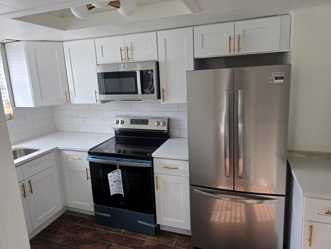 228 12th Ave N, Unit 230 12th Ave N