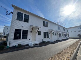 281 Greenwich Ave in Stamford, CT - Building Photo