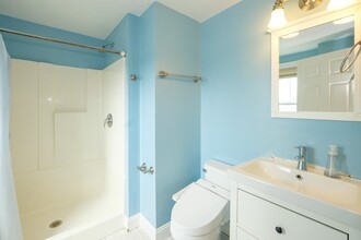 28 Adamson St, Unit 30 in Boston, MA - Building Photo - Building Photo