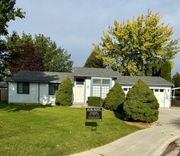1815 Lion Ct in Nampa, ID - Building Photo - Building Photo