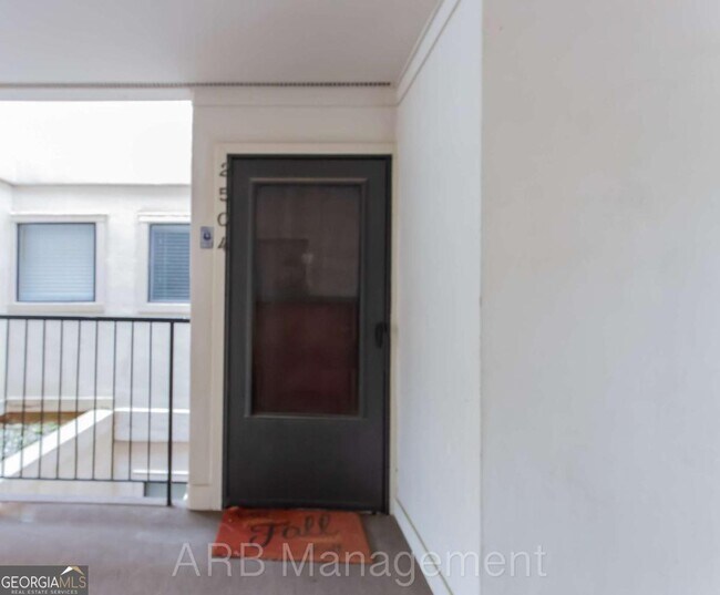 2504 Huntingdon Chase in Atlanta, GA - Building Photo - Building Photo