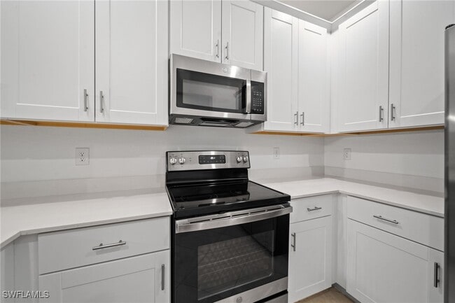 property at 2878 Blossom Wy