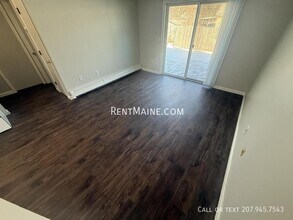 385 Pine St in Bangor, ME - Building Photo - Building Photo