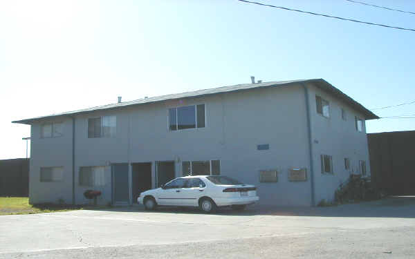 9305 Oscar Ave in Oakland, CA - Building Photo - Building Photo