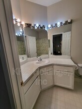13070 Autumn Woods Way in Fairfax, VA - Building Photo - Building Photo
