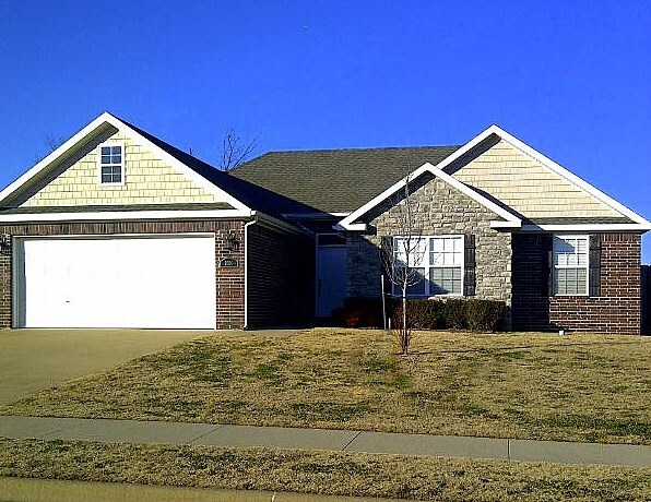 property at 2300 SW Huntwick Ave