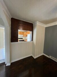 4525 Pennington Ave photo'