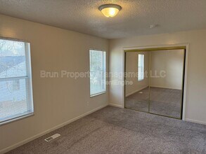 1105 W Parkway Ave in Knoxville, TN - Building Photo - Building Photo