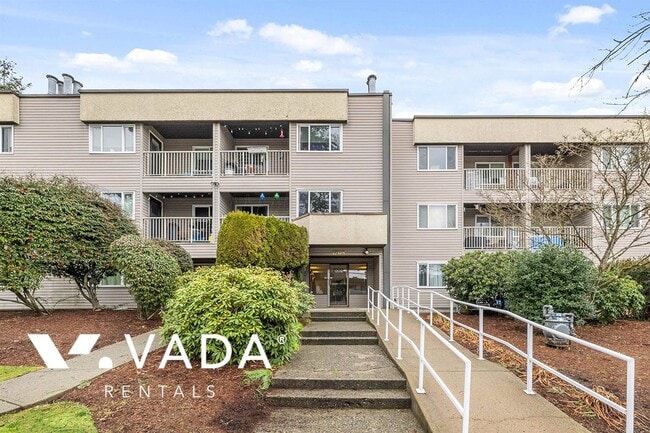 property at 1209 Howie Ave