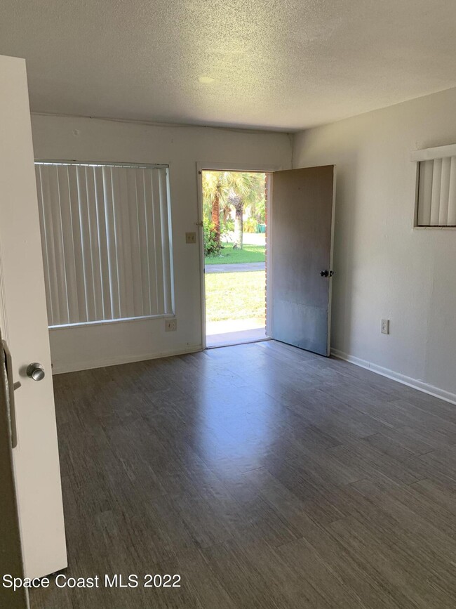 231 Woodland Ave in Cocoa Beach, FL - Building Photo - Building Photo