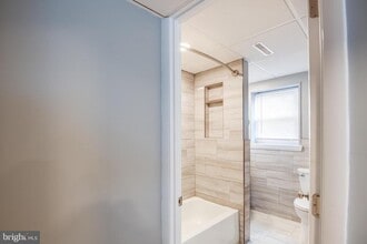 110 Weston Ave in Gloucester City, NJ - Building Photo - Building Photo