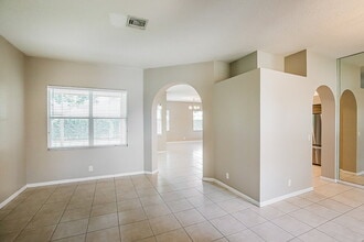 109 Black Olive Crescent in Royal Palm Beach, FL - Building Photo - Building Photo