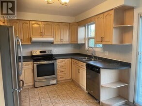 51 Pleasant View Dr in Toronto, ON - Building Photo - Building Photo