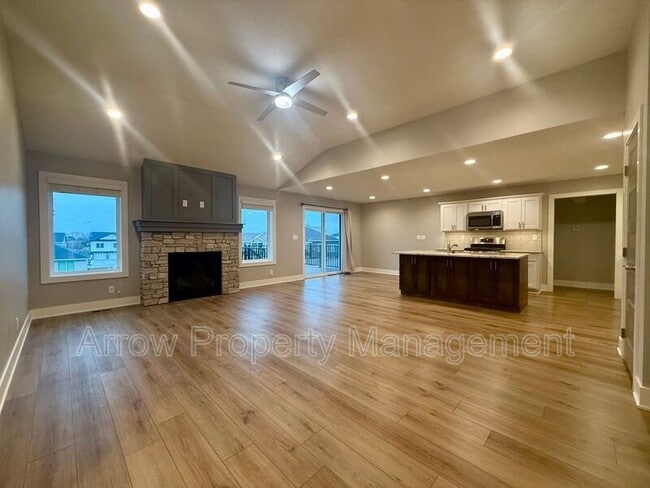 7810 Patrick Ave in Lincoln, NE - Building Photo - Building Photo