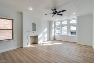 2828 S Moreland Blvd in Cleveland, OH - Building Photo - Building Photo