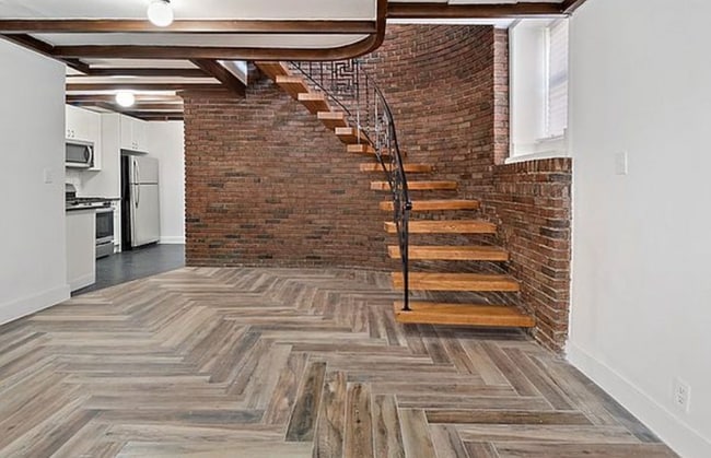 1075 Grant Ave in Bronx, NY - Foto de edificio - Building Photo