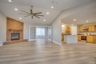 9880 Creet Cir in Navarre, FL - Building Photo - Building Photo