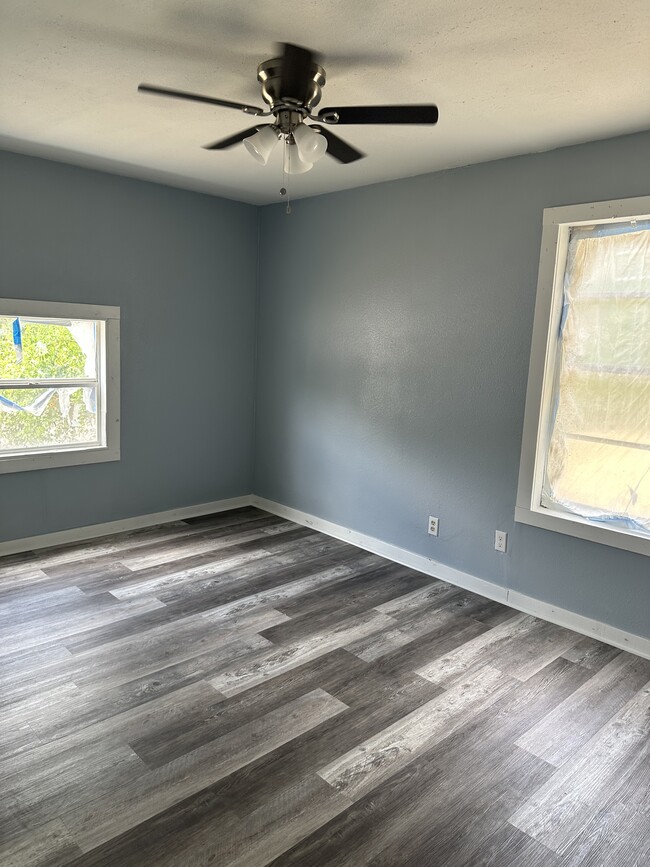 1842 Earl St in Shreveport, LA - Building Photo - Building Photo