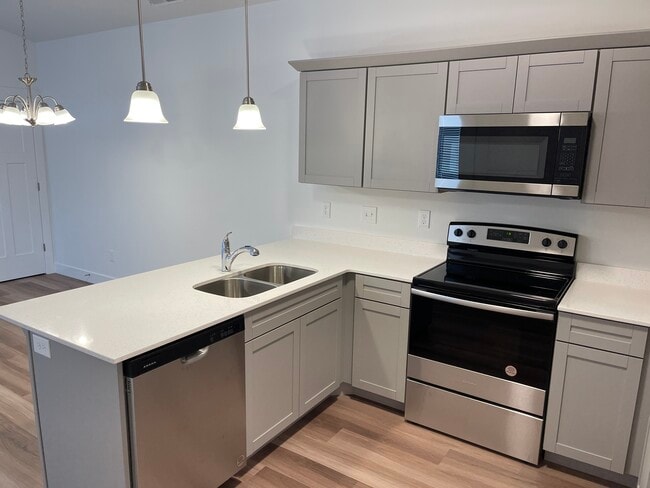 1385 N 3830 W in Eagle Mountain, UT - Building Photo - Building Photo