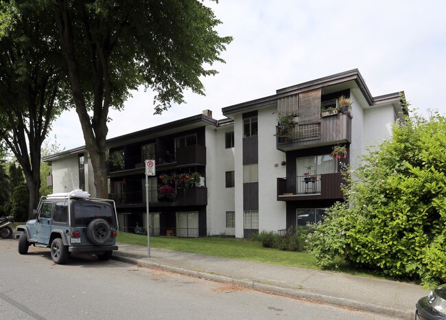 1680 Balsam St in Vancouver, BC - Building Photo - Primary Photo