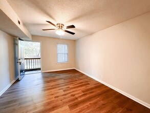 470 Martha Ln, Unit E in Clarksville, TN - Building Photo - Building Photo