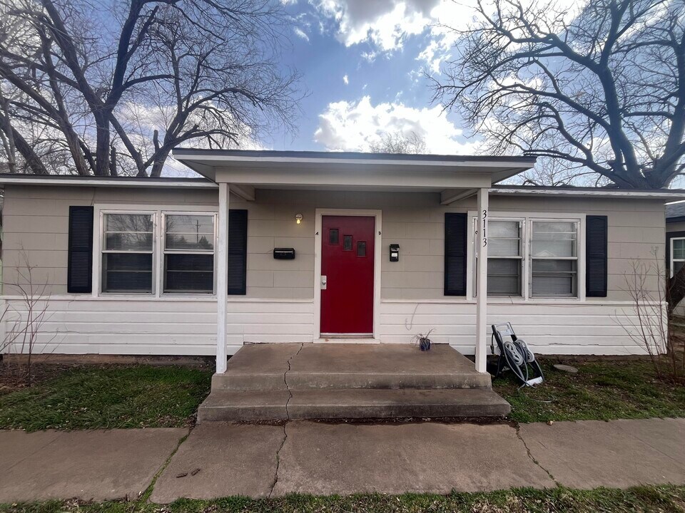 3113 33rd St in Lubbock, TX - Building Photo