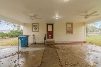 208 Ella St in Lafayette, LA - Building Photo - Building Photo